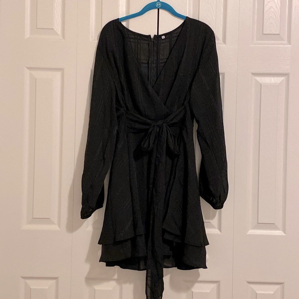NWOT Elegant BLACK DRESS